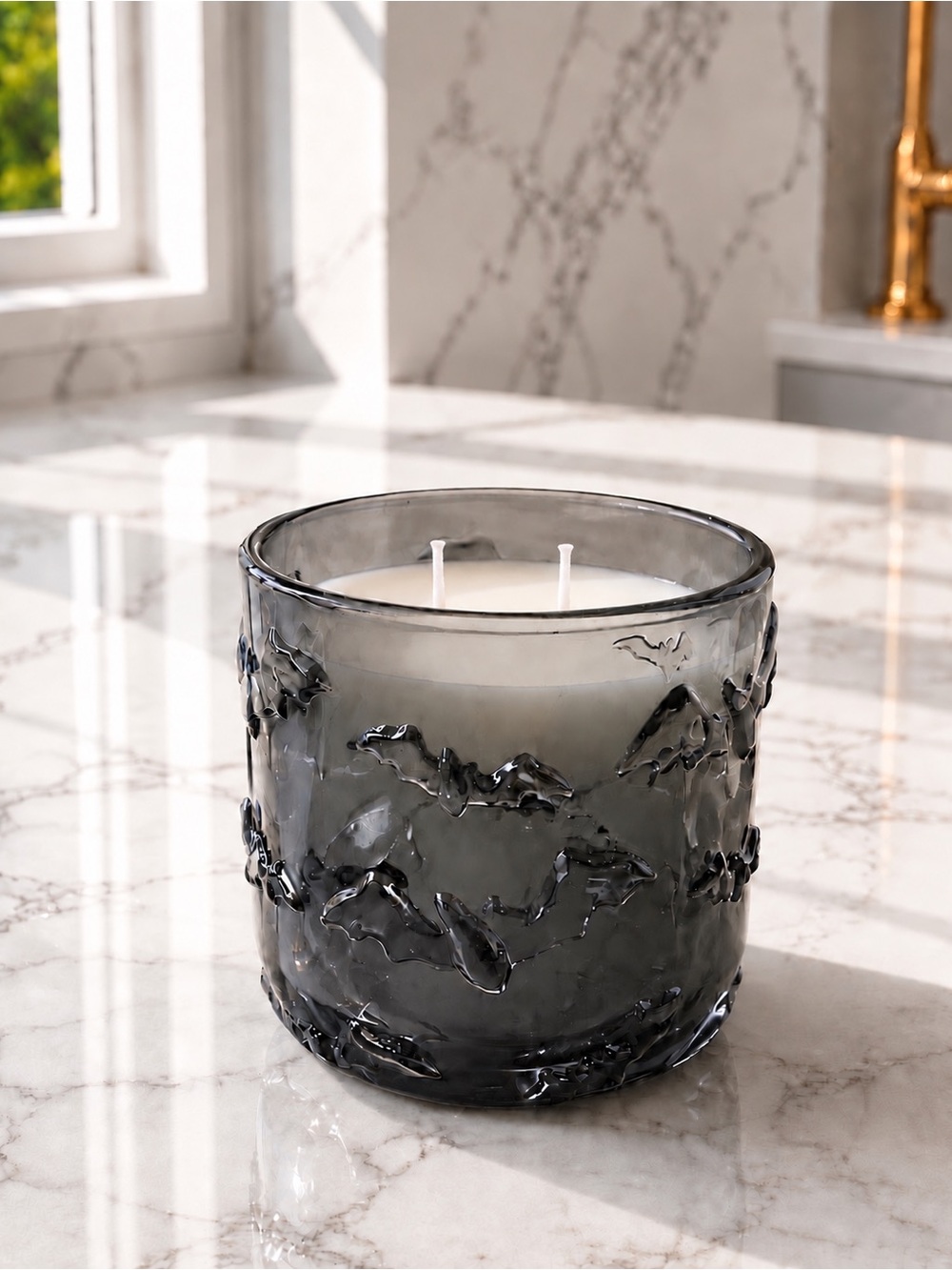 ❤️ Truck or Treat Chocolates Scented Black Bat Candle
